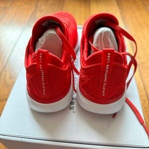 APL Women’s TechLoom Phantom